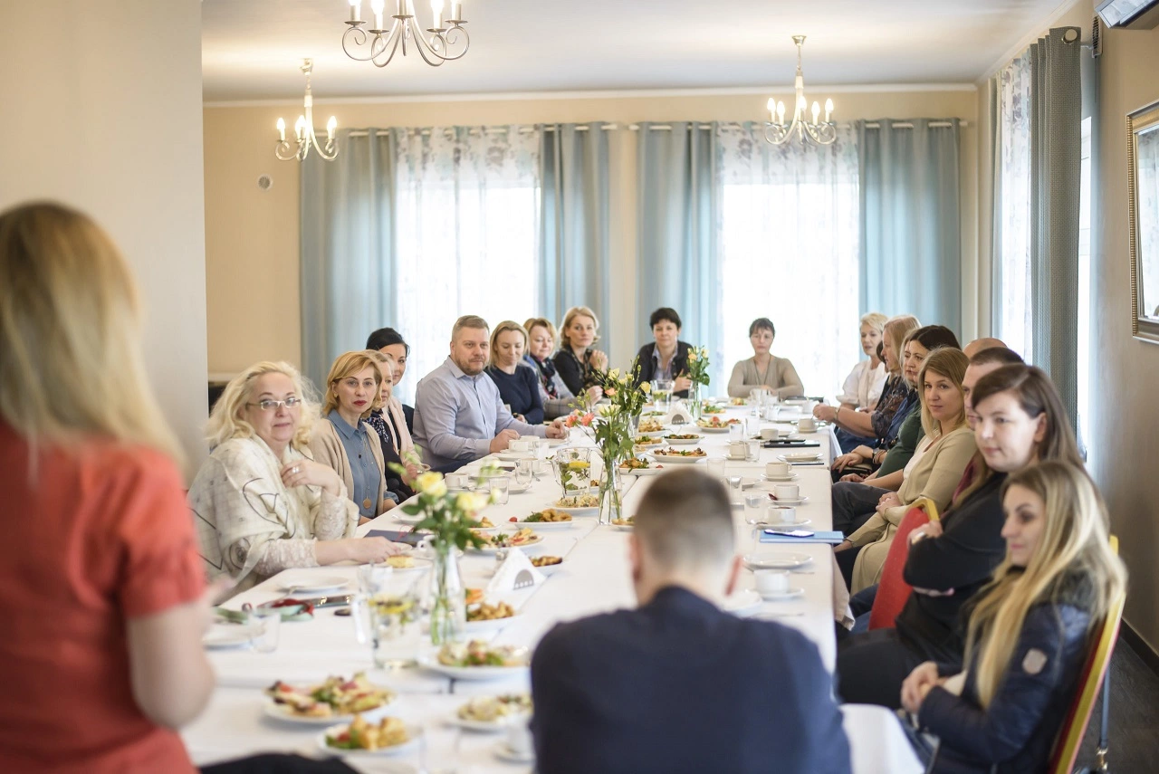 o ambitnej marce sniadania