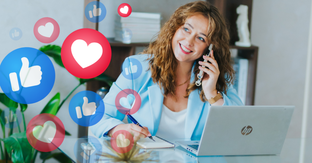 Kobieta rozmawia przez telefon w biurze.